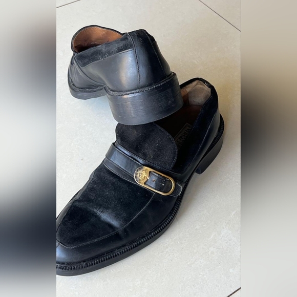 VINTAGE 1990’s GIANNI VERSACE DESIGNER MEDUSA LOAFERS - Picture 4 of 13